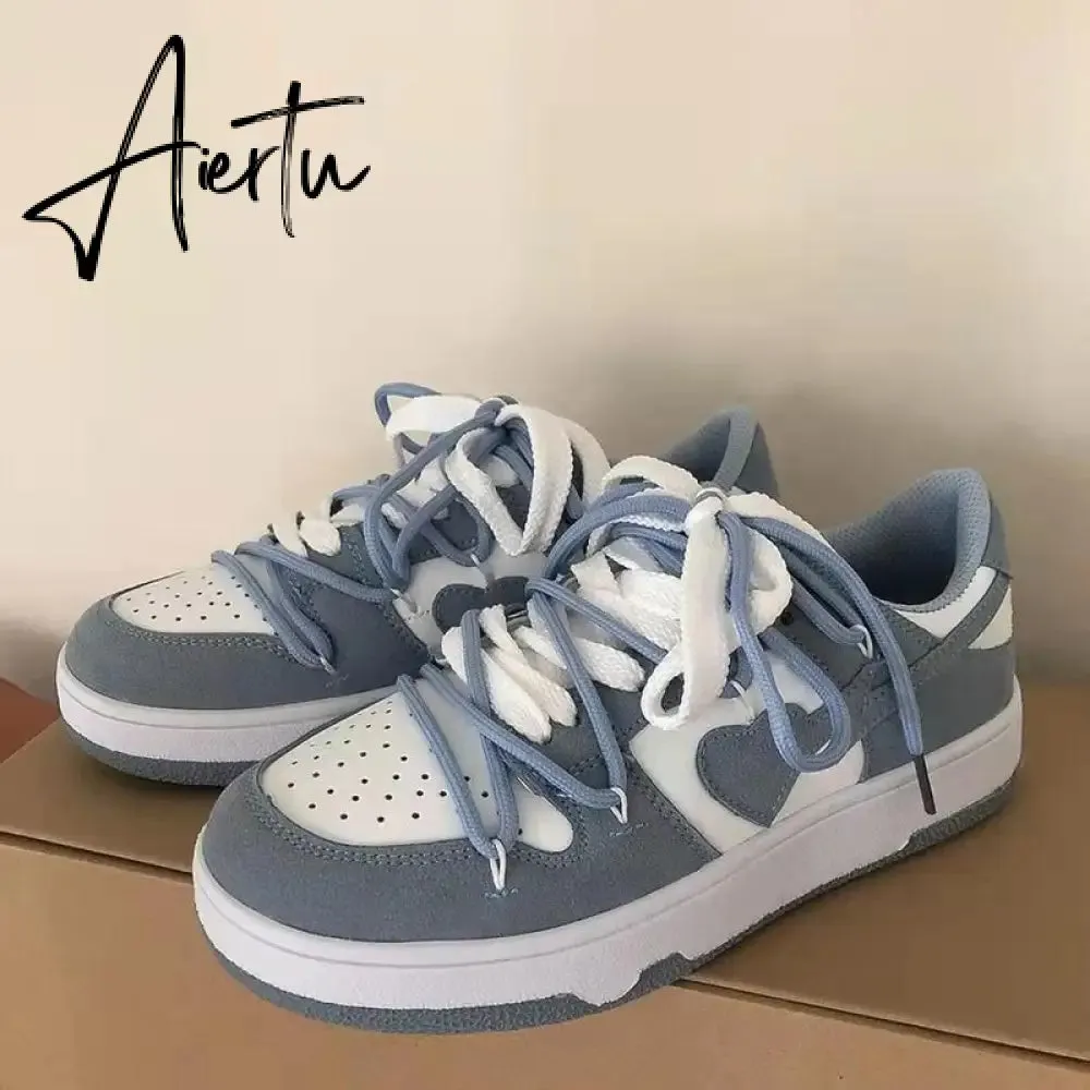 Aiertu New Women’s Sneakers Haze Blue Love Breathable Students Casual Sports Shoes Women Couple Borads Shoes Men Outdoor Sneakers