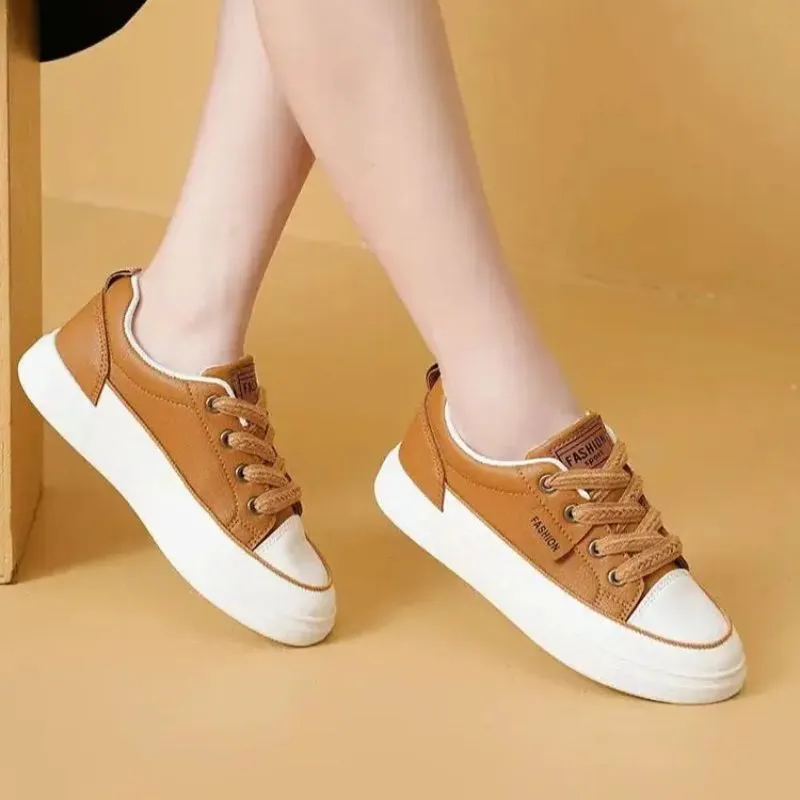 Women's Fashionable Casual Thick Bottom Breathable Leather Board Shoes