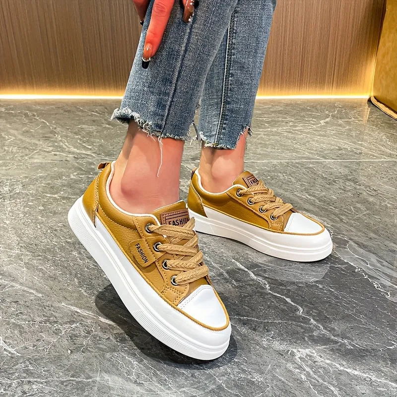 Women's Fashionable Casual Thick Bottom Breathable Leather Board Shoes